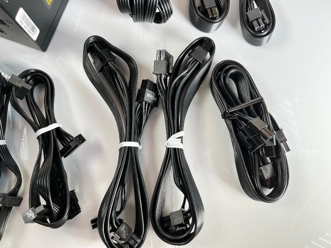 玄人志向 850W ゴールド KRPW-GA850W/90+ フルプラグイン