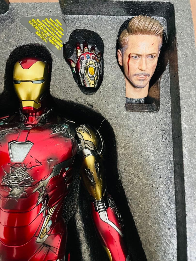 ホットトイズ　アベンジャーズ　アイアンマン・マーク８５　バトルダメージ版