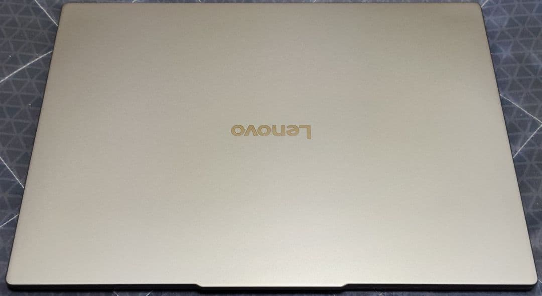 [美品]Lenovo IdeaPad Slim 5 Gen 10