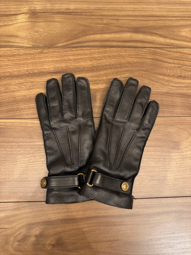 GUCCI レザー手袋 ブラック バックル付き メンズ