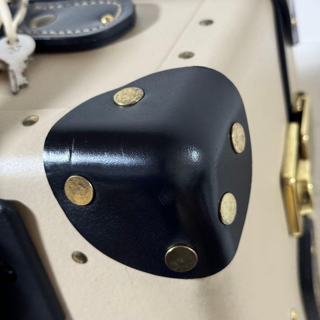 美品✨グローブトロッター×シップス　キャリーケース　スーツケース　トランクケース