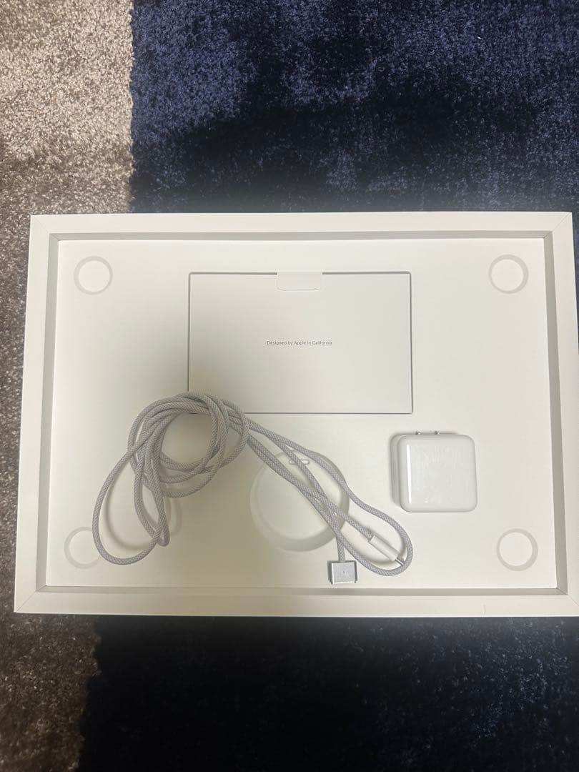 【美品】M2チップ搭載 15インチ MacBook Air