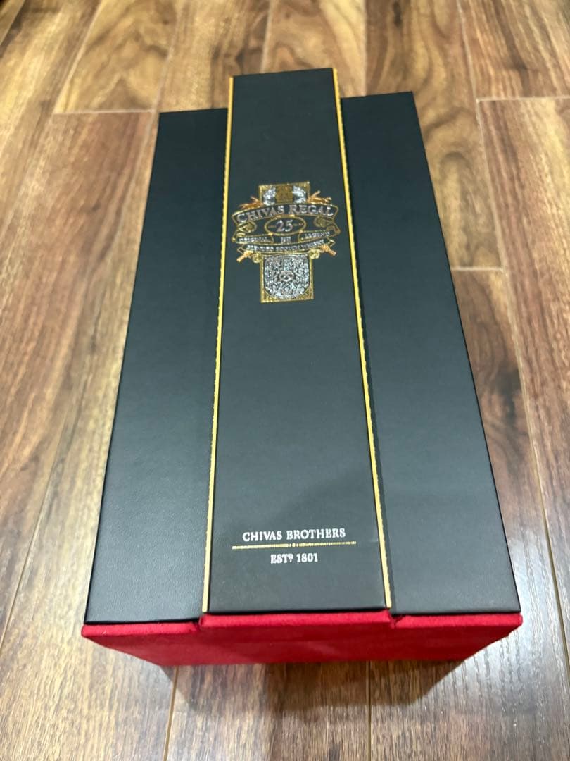 CHIVAS REGAL 25 ウイスキー 750ml ギフトボックス付