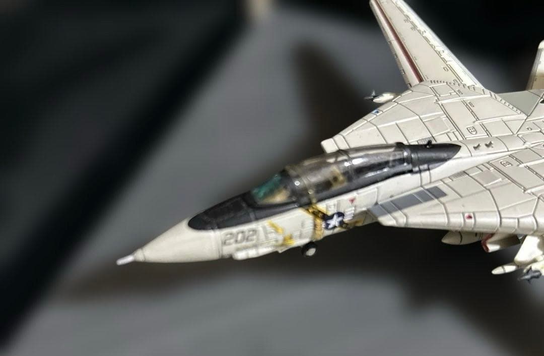 Century Wings F-14Aトムキャット 1/144スケール