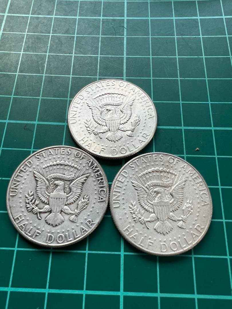 外国銀貨　アメリカ50C銀貨　1964年　3枚まとめロット