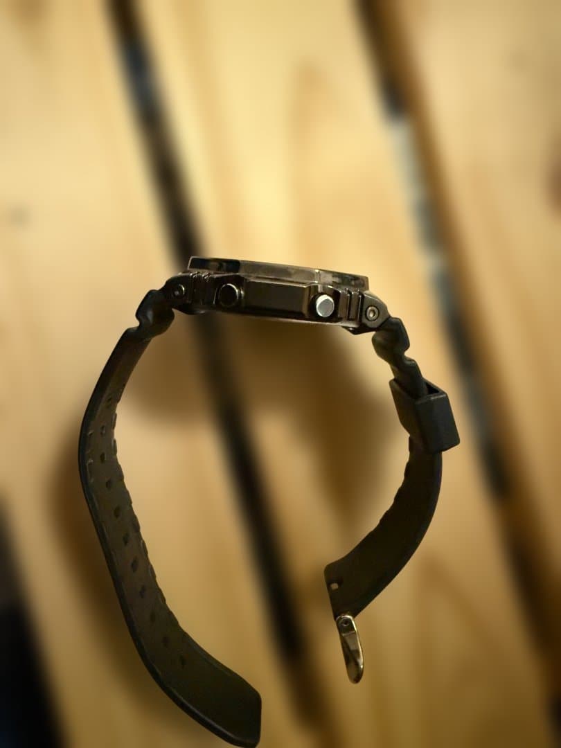 時計 G-SHOCK GM-2100B