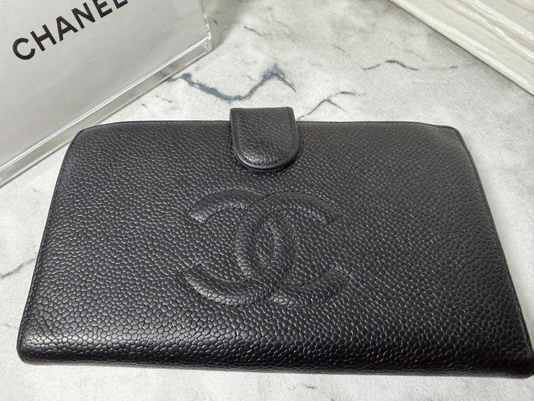 CHANEL キャビアスキン ブラック 二つ折り財布