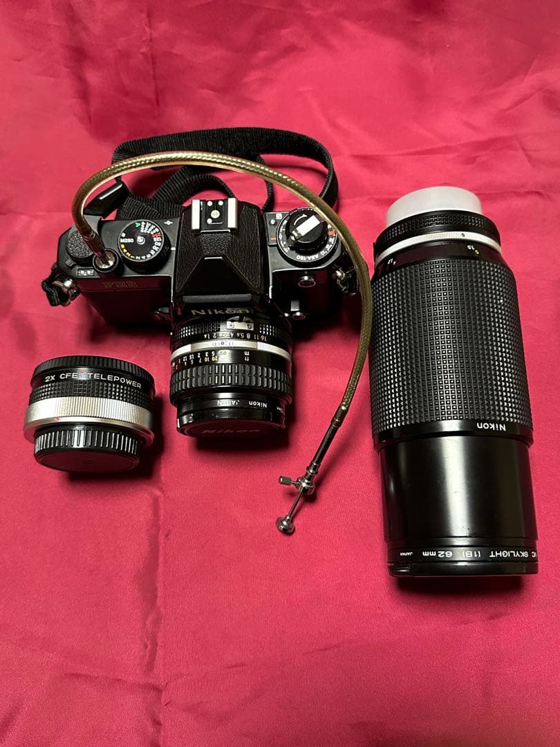 Nikon FE2 ブラック　フィルム一眼レフカメラ