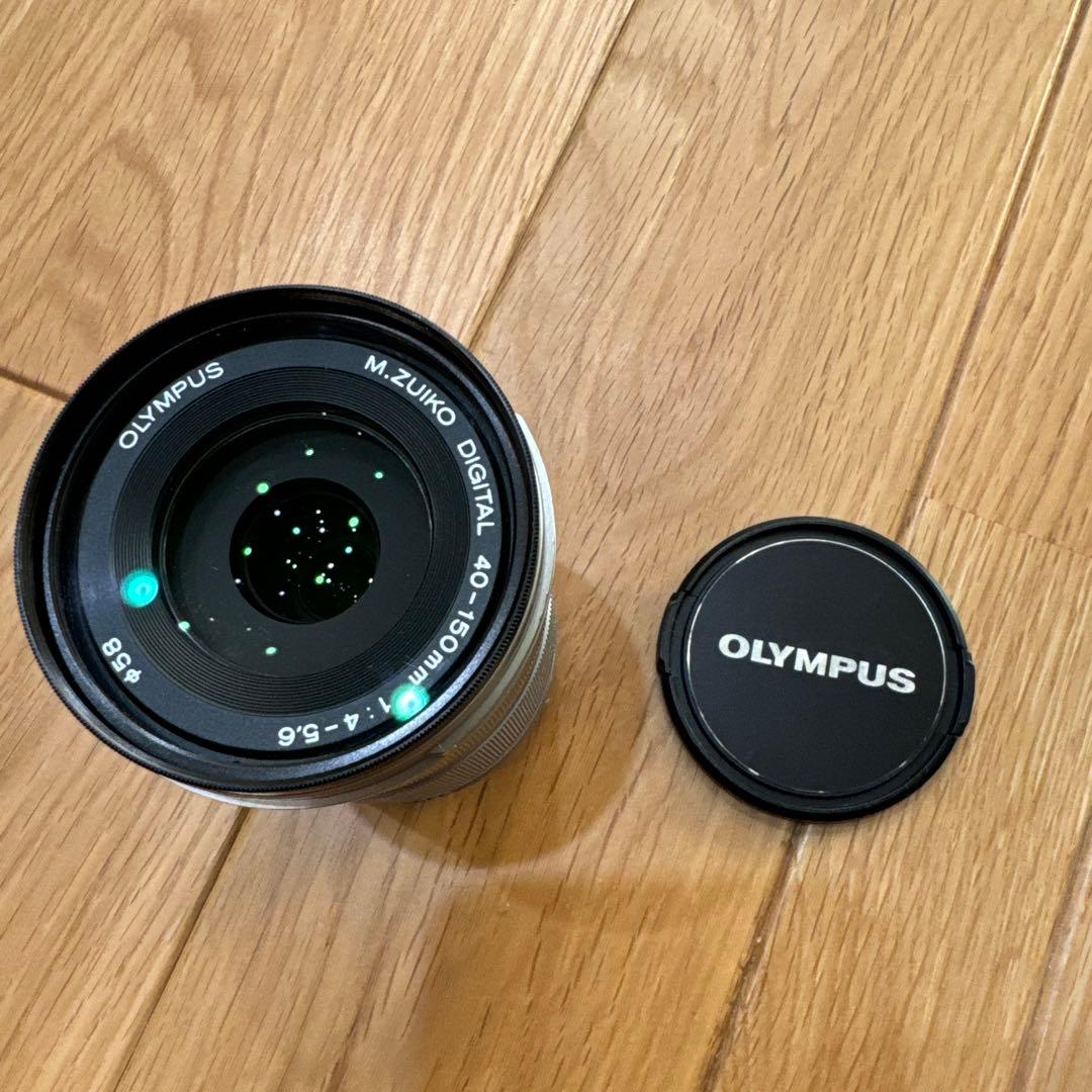 OLYMPUS 40-150mm f/4-5.6 R ズームレンズ