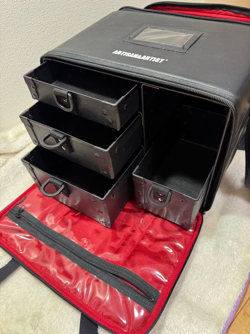 アルティザン&アーティスト / メイクボックス ハードケース【美品】