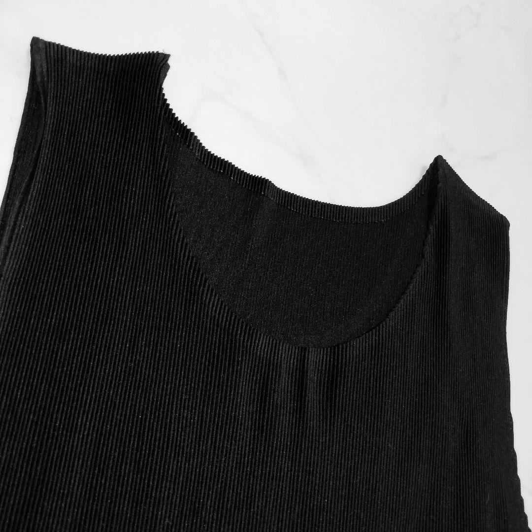 美品近年モデルPLEATS PLEASE アコーディオン　ノースリーブ　ブラック