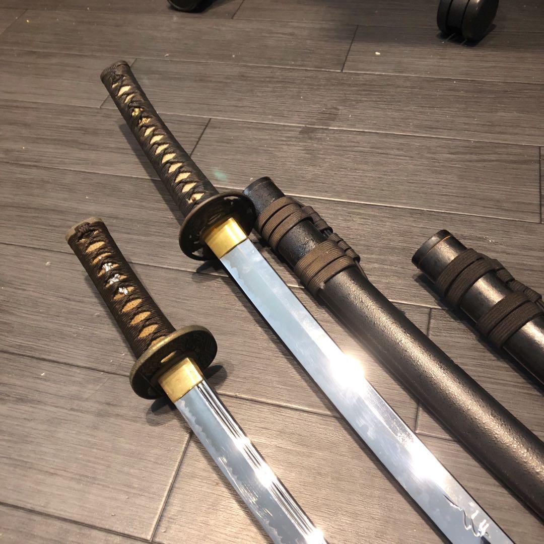 本格模造刀　優刃紋刀身　樋入り　龍刻印　太刀　脇差　大小セット　緑拵え