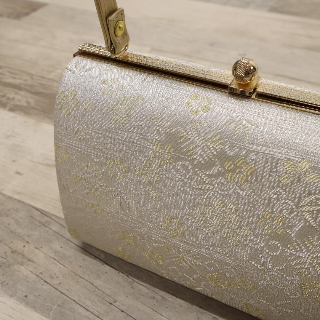 《新古品◆草履バッグセット◆笹蔓模様■ホワイト×ゴールド◆Z3-2》