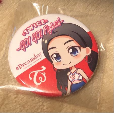 TWICE-GO!GO!Figtin- 限定缶バッジ