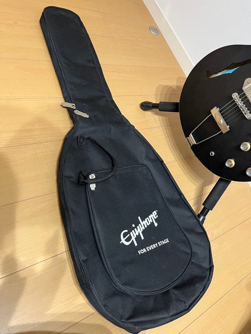 ギター Epiphone Casino Worn Ebony