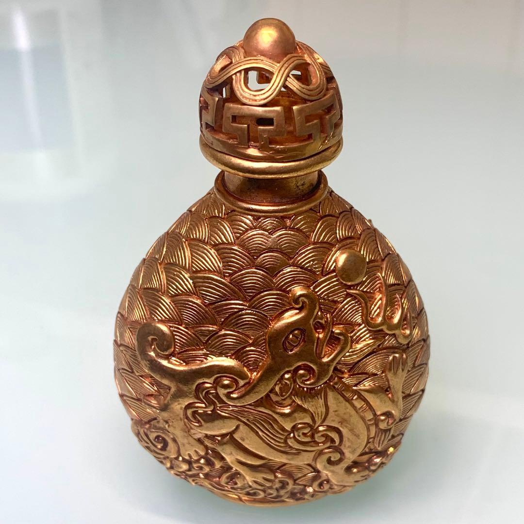 清国の鼻煙壺 鎏金宝瓶　金竜彫刻　時代物　アンティーク
