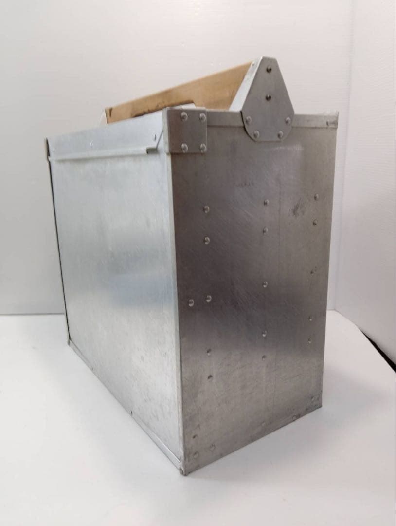 G2171【昭和レトロ】出前用 アルミ製 おかもち (木製棚/持ち手付き)