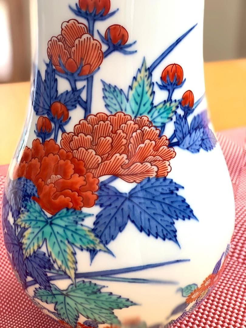 有田焼　今泉今右衛門 錦芙蓉絵　花瓶