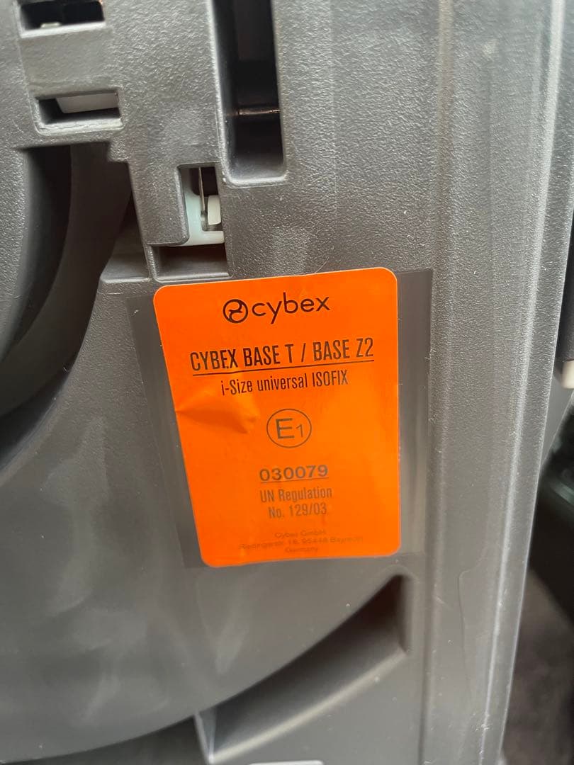 サイベックスチャイルドシート　cloud Ti-size base T