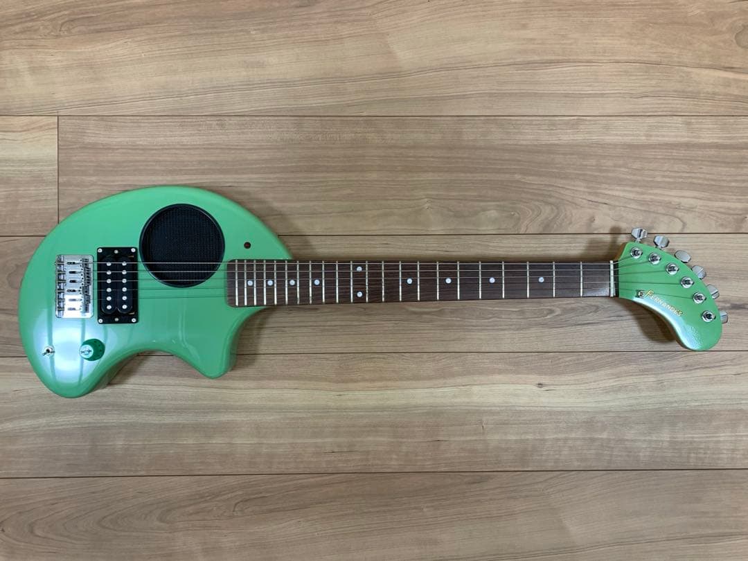 【超美品】FERNANDES ZO-3 グリーン アンプ内蔵ミニギター