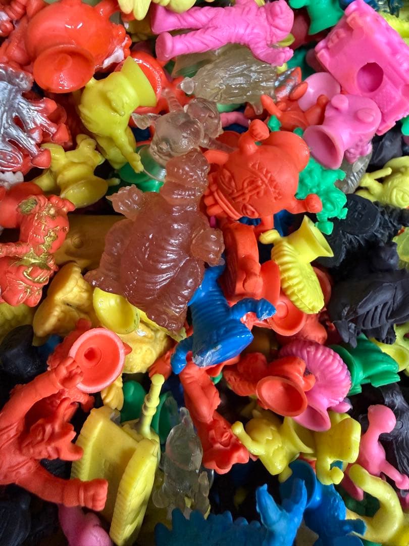 昭和レトロ 怪獣消しゴム 大量まとめ売り ウルトラマン 円谷 ゴジラ 当時物