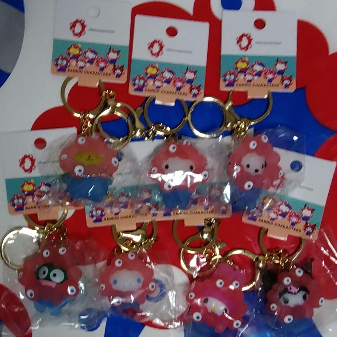 ハローキティ　万博　サンリオ　クリア　ミャクミャク　キーホルダー　7個セット