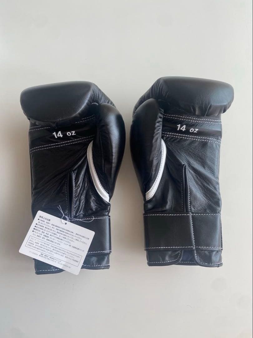 Winning ボクシンググローブ 14 oz ブラック　新品未使用　ウイニング