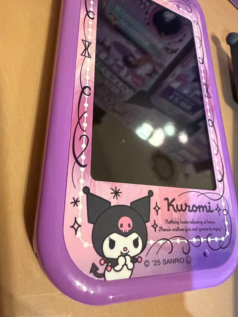 マジカルチャームで画面をタッチしてクロミをお世話しよう！ クロミ スマホ　ワイド