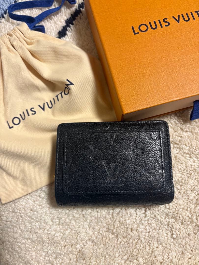 LOUIS VUITTON ブラック 二つ折り財布
