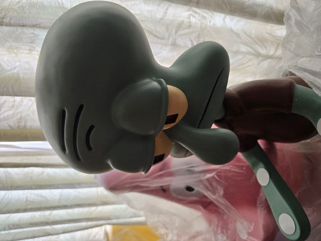 キャラクターサイドテーブル