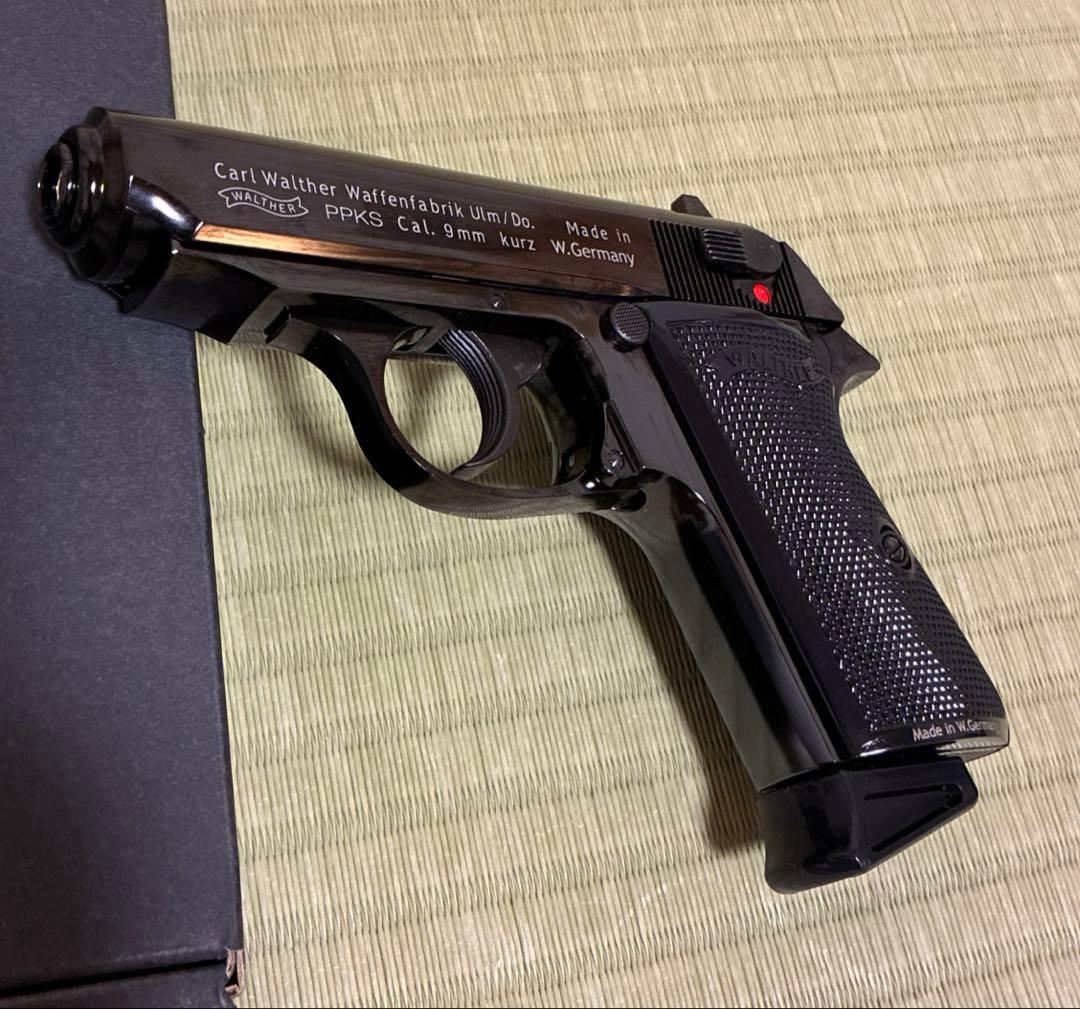 ゆ*じ様 カール・ワルサー PPK/Sモデル ブラック
