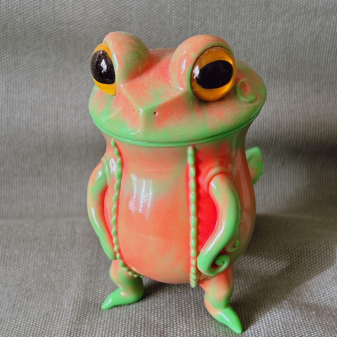 スカルチュラ 歩行食中植物 ウツボカエル マーブル ドールアイ ソフビ 人形