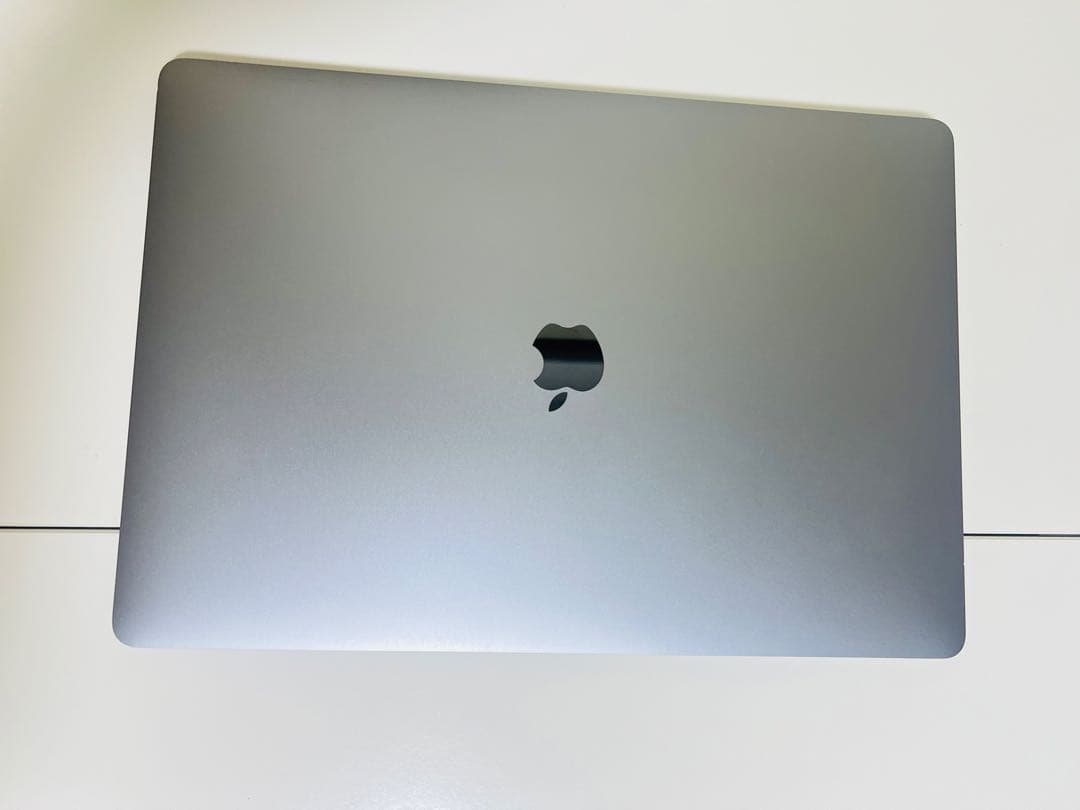 Macbook Pro 2019 16インチ i9/32GB/1TB