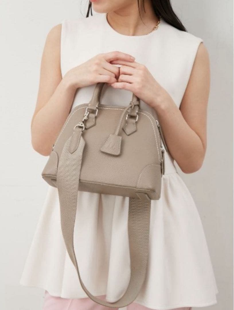 Mila Owen♡ワイドショルダーボストンバッグ　ベージュ