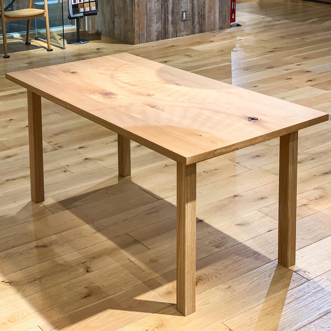 無印良品　節有り オーク無垢材ダイニングテーブル 150