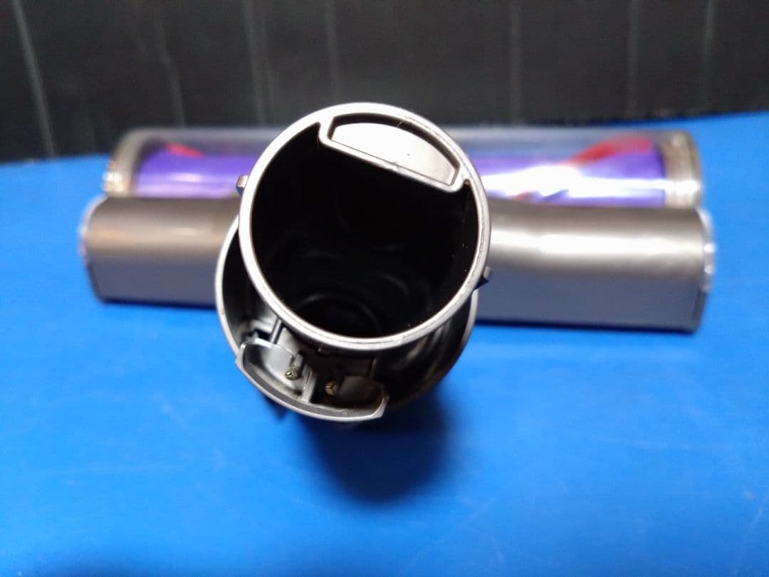 早い者勝ち！！V10 SV-12 サイクロン式コードレスクリーナー弱モード65分