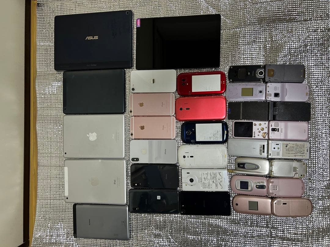 iPhone iPad 電話　ガラケー　スマホ本体　26台セット　ジャンク品