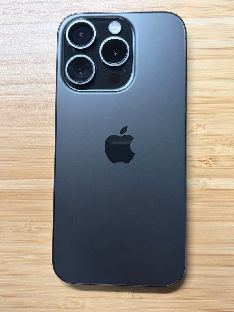 【即決の場合価格交渉可】iPhone15Pro 256GB SIMフリー　中古