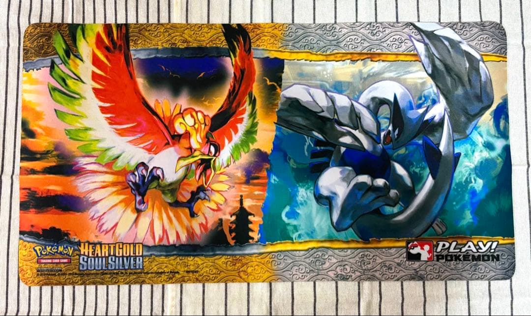 ポケモンカード　ホウオウ ルギア プレイマット HGSS 海外