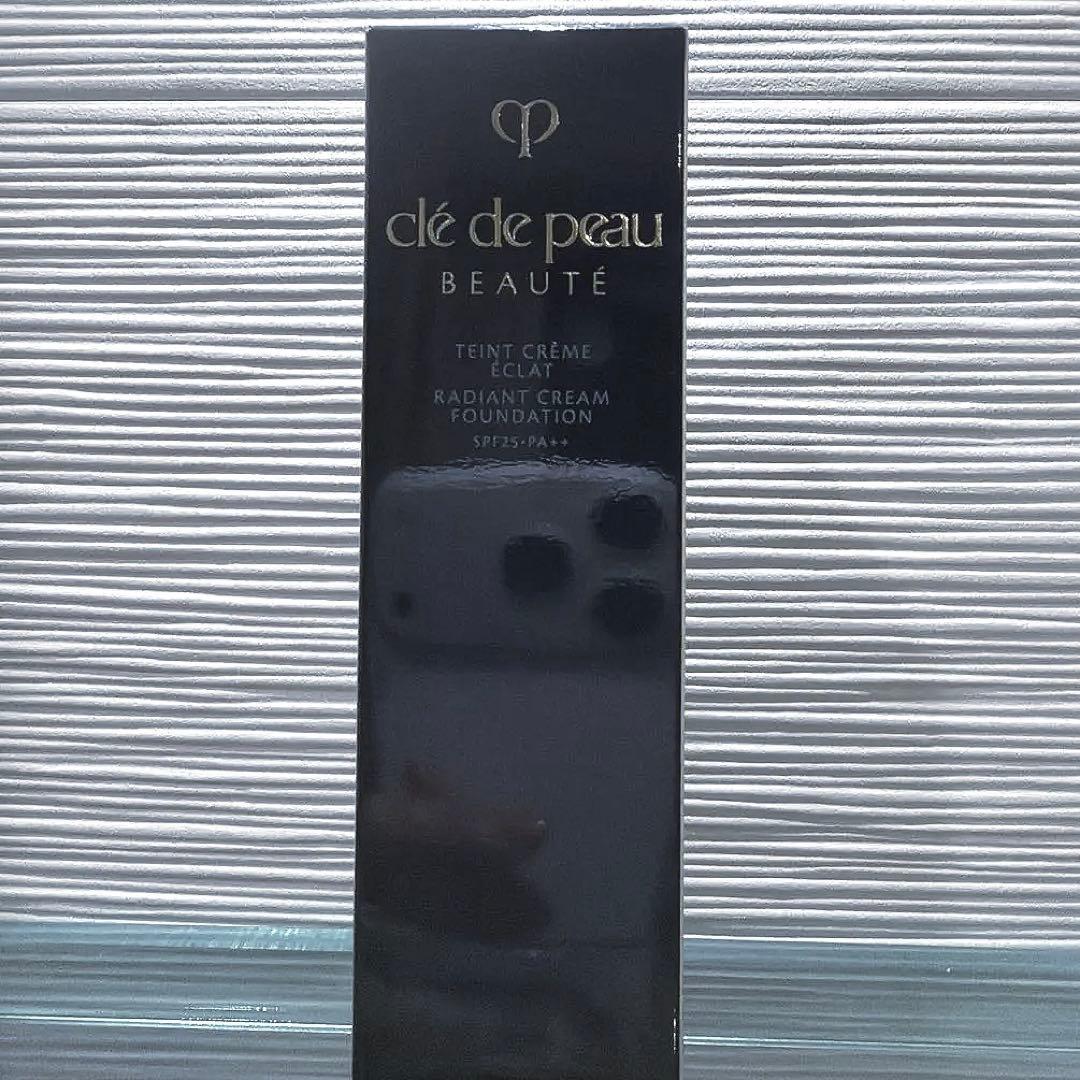 クレ・ド・ポー ボーテ タンクレームエクラｎ　OC10