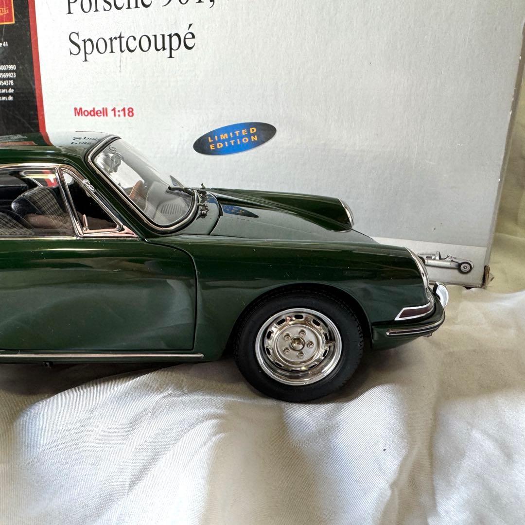 ミニカー CMC Porsche 901 , 1964 Sportcoupe 1:18