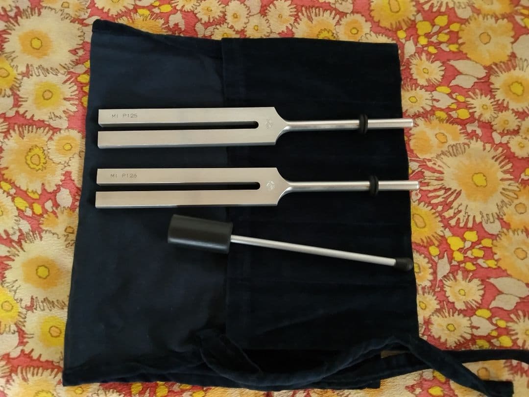 MIチュ―ナ― 528Hzプレミアム2本 +音叉2本、CD虹の瞑想法、書籍2冊