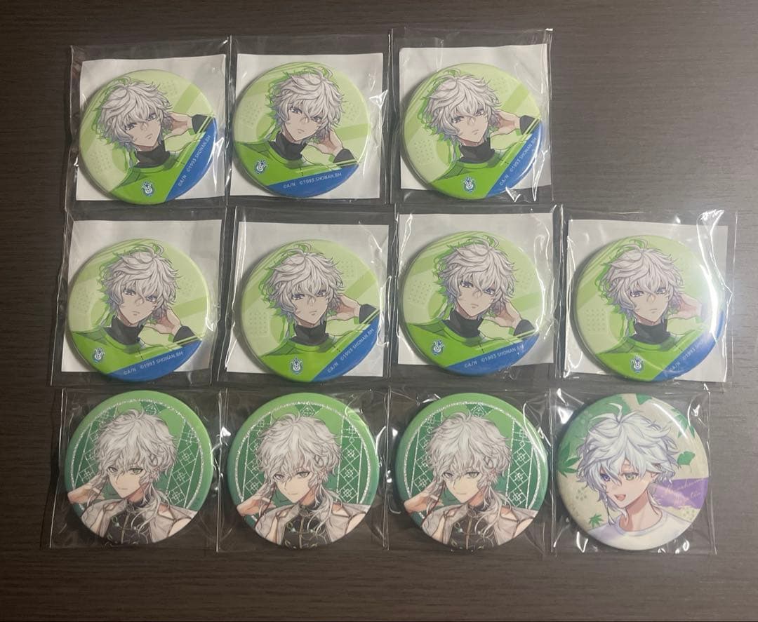 叢雲カゲツ 缶バッジ アクリルスタンド クリアファイル