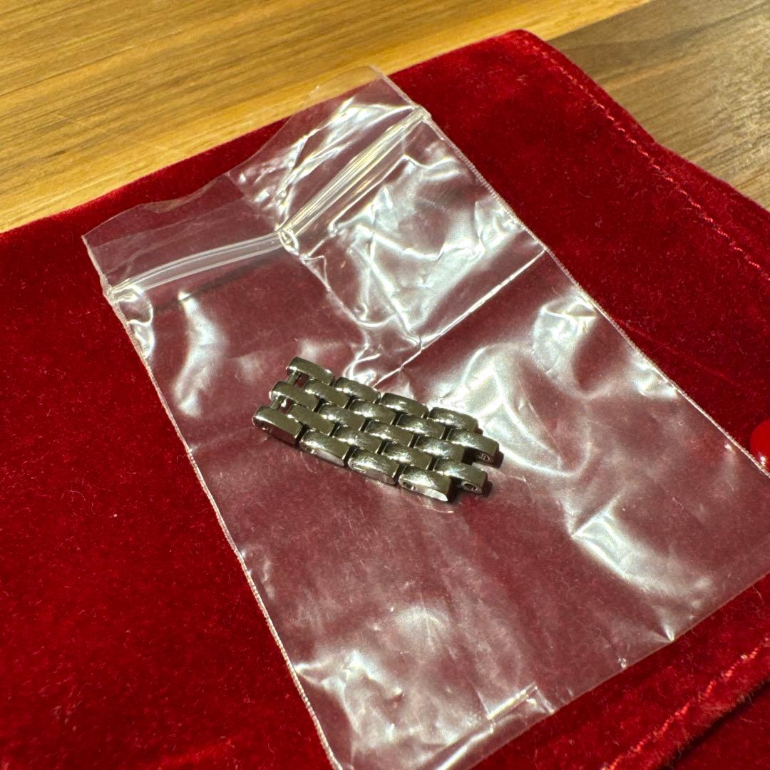 未使用 カルティエ パンテールミニ ベルト4コマ+ケース