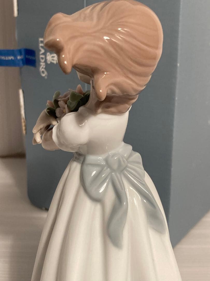 LLADRO Utopia 『さわやかな風』　陶器 リアドロ フォギュリン