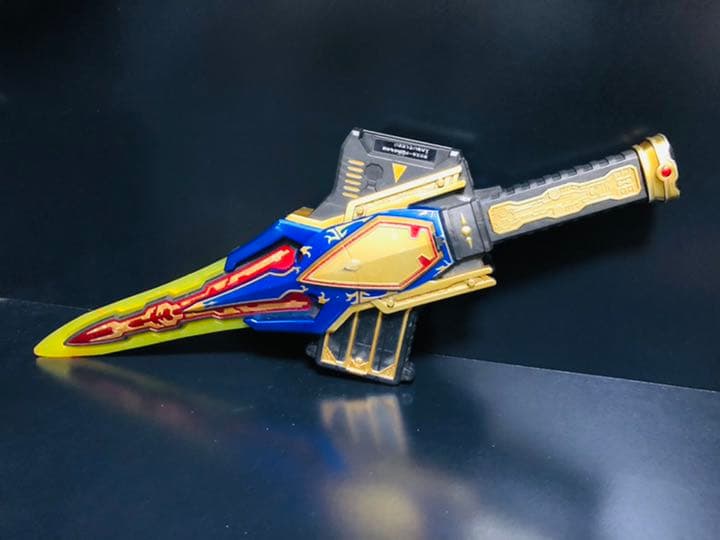 セブンイレブン限定　キングラウザー