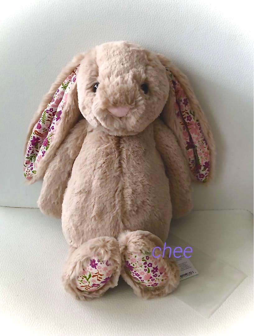 ジェリーキャット　Blossom Beige Bunny 'Petal' M