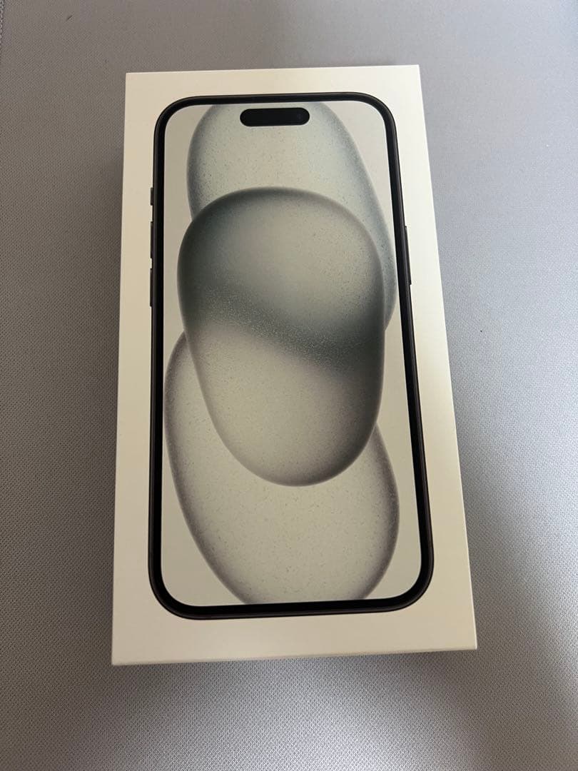 Apple iPhone 15 128GB ブラック 本体