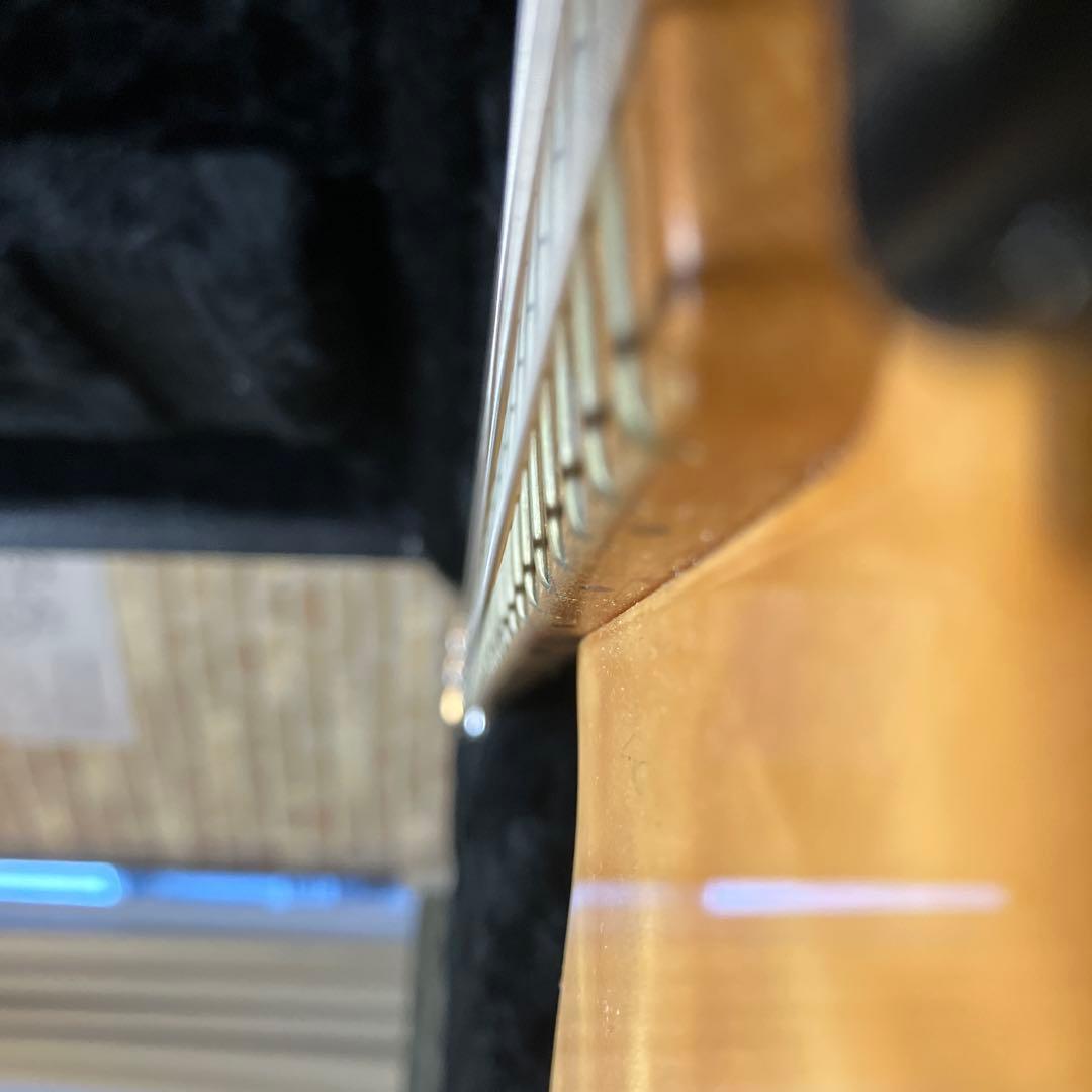 Music Man Axis 1997年USA製