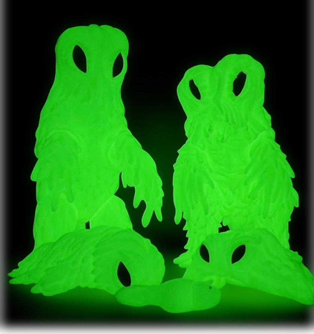 ゴジラ・ストア限定　ヘドラ蓄光セット　GID Red Eyes Ver. Set